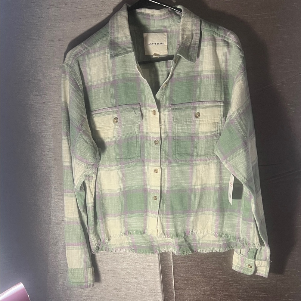 Lucky Brand Green and Purple Plaid flannel Shirt with raw bottom Size S. 24” b2b